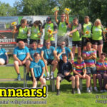 De winnaars van de 1e divisie van het 26e recreatief volleybaltoernooi. 1e: Return of the Schubben, 2e: Hoveniersbedrijf Jonas Lindenhoff, 3e: Ratjetoe 1