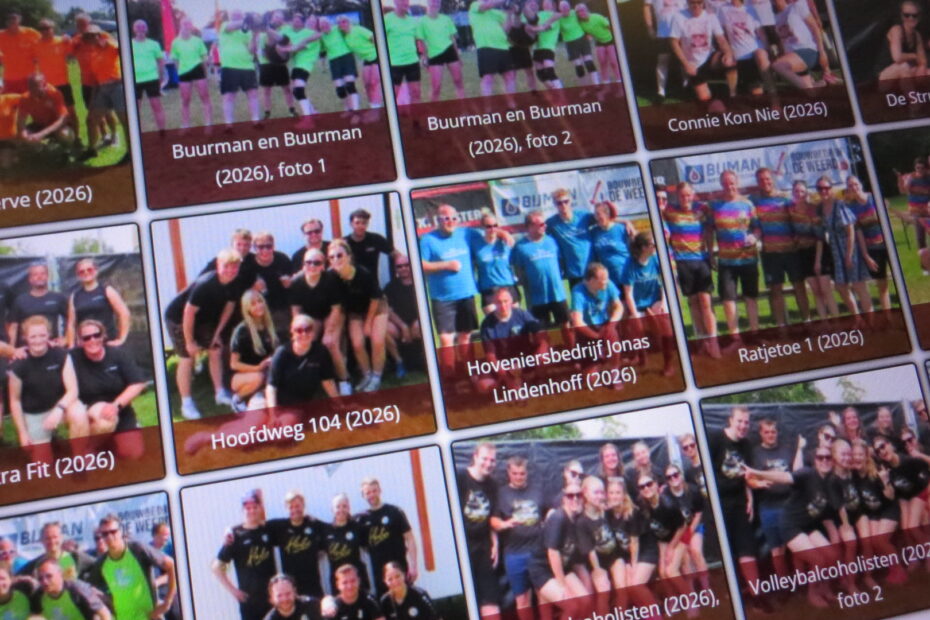 Teamfoto's 26e recreatief volleybaltoernooi staan online